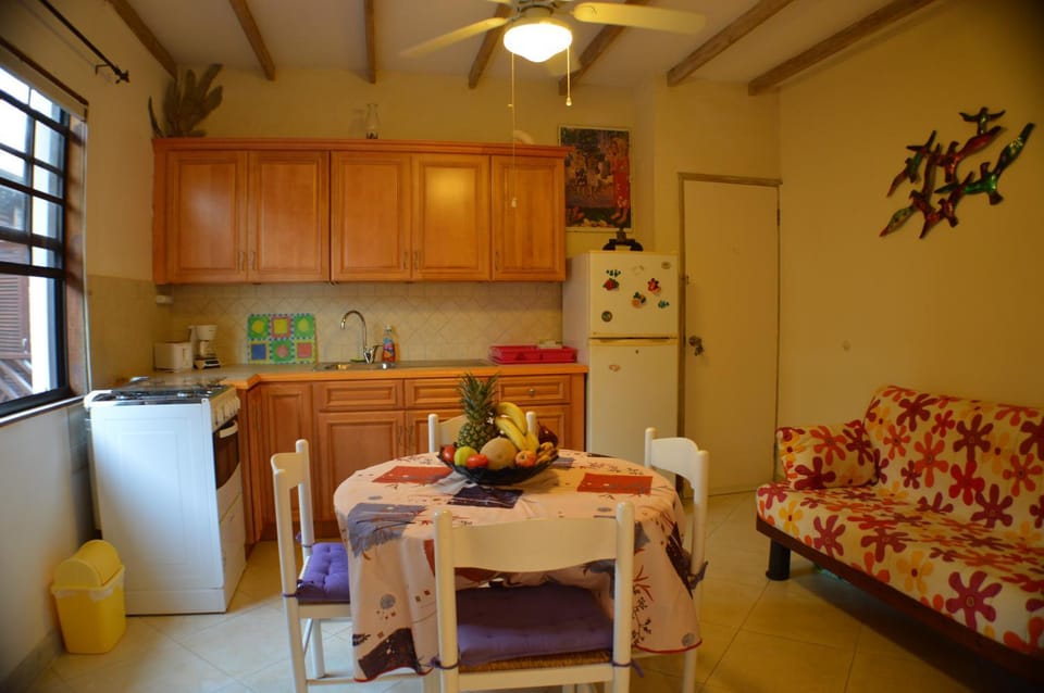 Living room, Dining area, kitchen