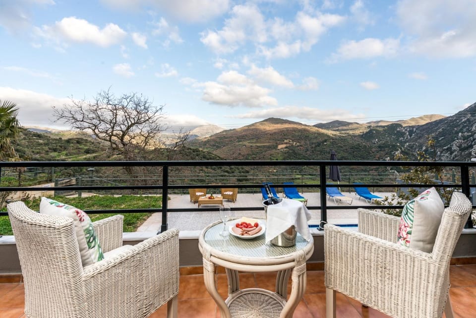 Villa Frati Gorge Apartment in Crete