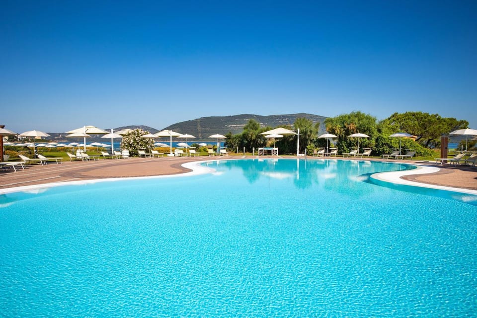 Garden, View (from property/room), Beach, Sea view, Swimming pool