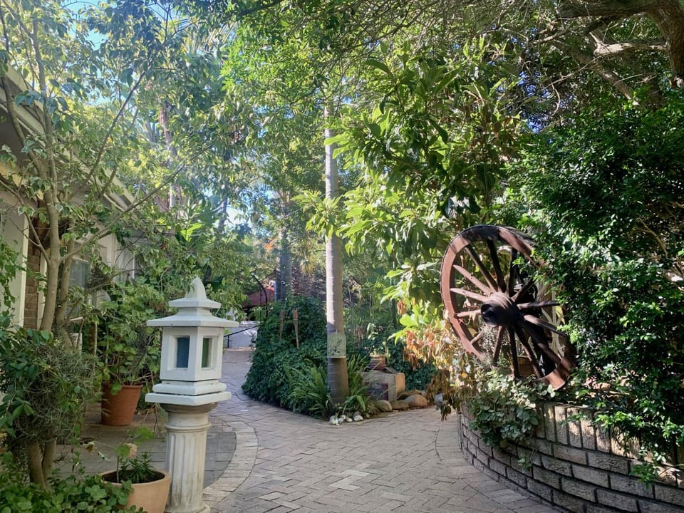 The Little Hideaway Guesthouse Bed and Breakfast in Stellenbosch