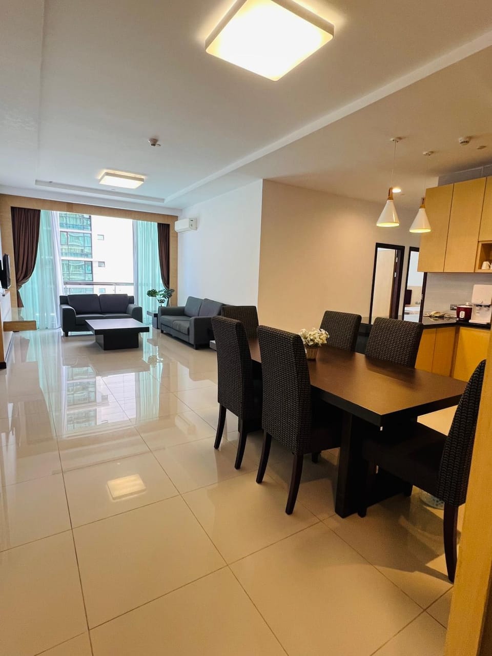Living room, Seating area, Dining area