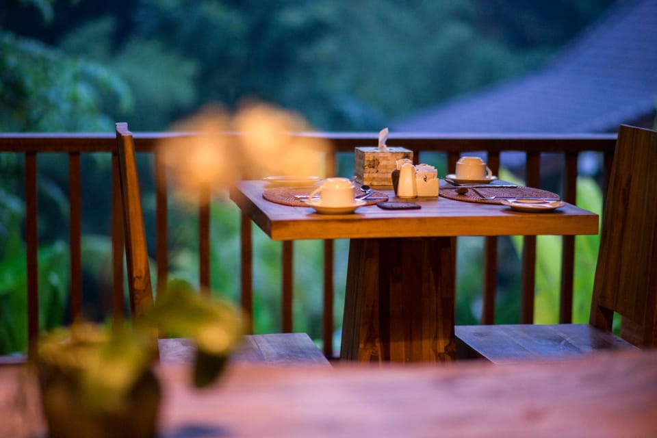 Restaurant/places to eat, Coffee/tea facilities, View (from property/room), Food and drinks, Dining area, Drinks