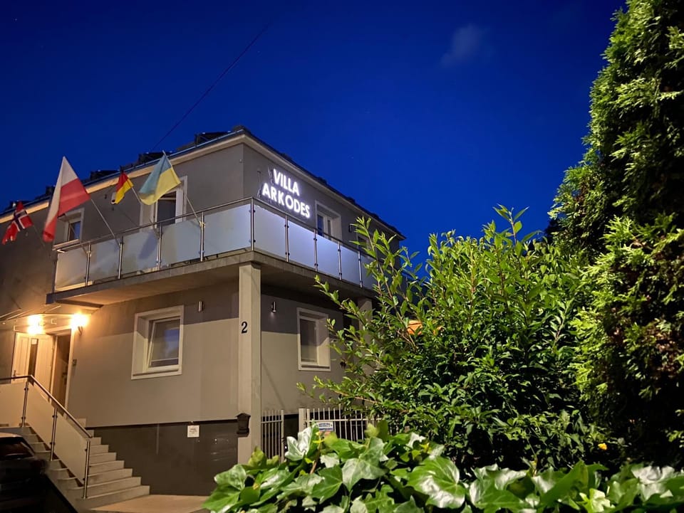 Property building, Night