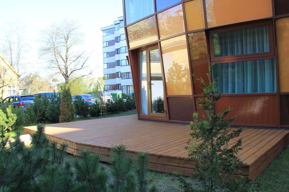 Property building, Facade/entrance