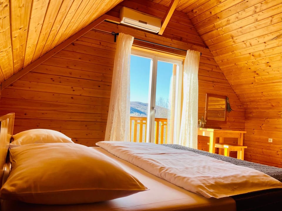 Bed, View (from property/room), Bedroom