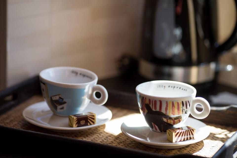 Coffee/tea facilities, Kitchen or kitchenette, Decorative detail
