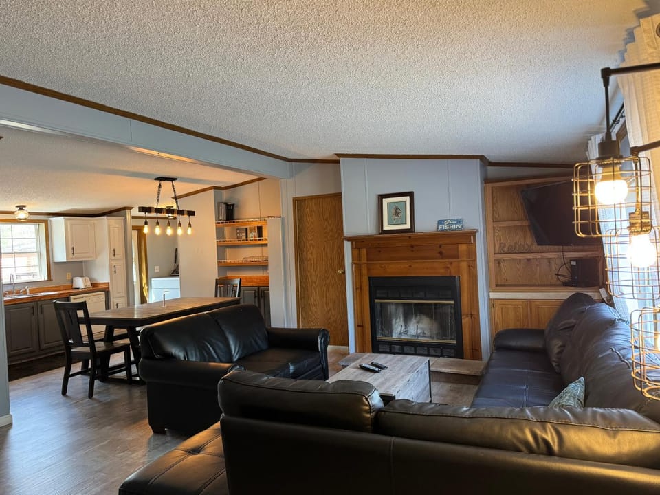 Put-in-Bay Island Club #71 House in South Bass Island