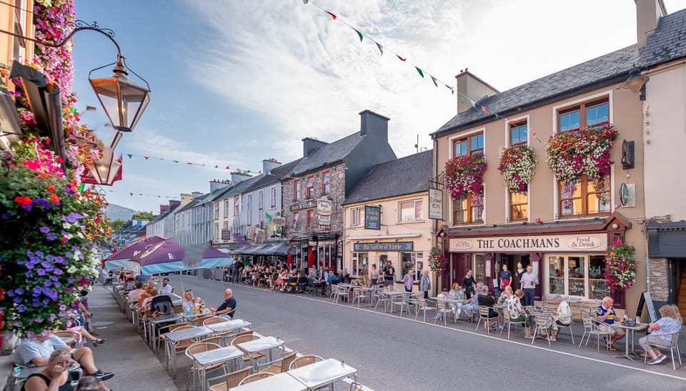 Property building, Restaurant/places to eat