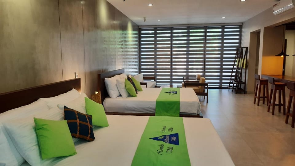 Photo of the whole room, Seating area, Bedroom