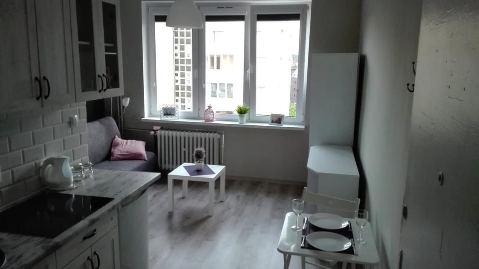 Property building, Kitchen or kitchenette, Living room, Dining area
