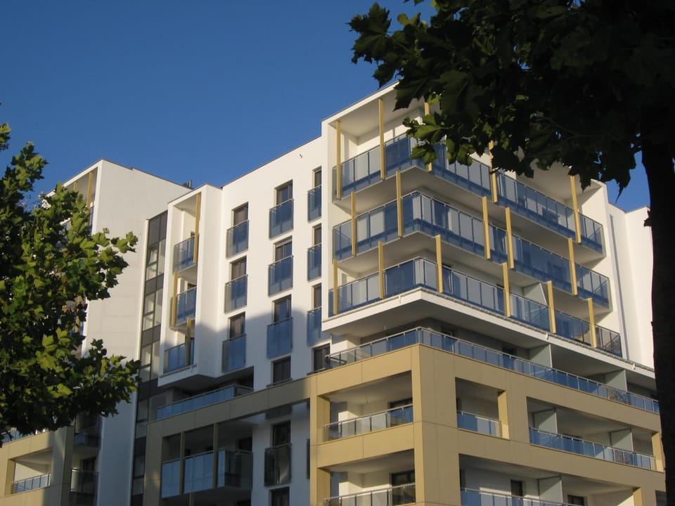 Property building, Facade/entrance