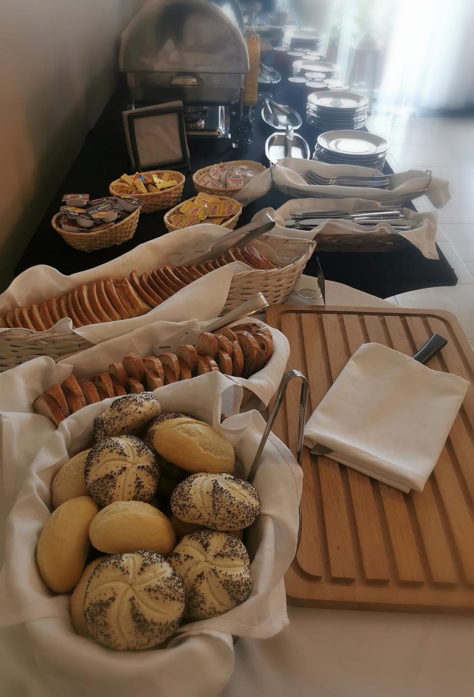 Food and drinks, Food, Breakfast, Continental breakfast, Buffet breakfast