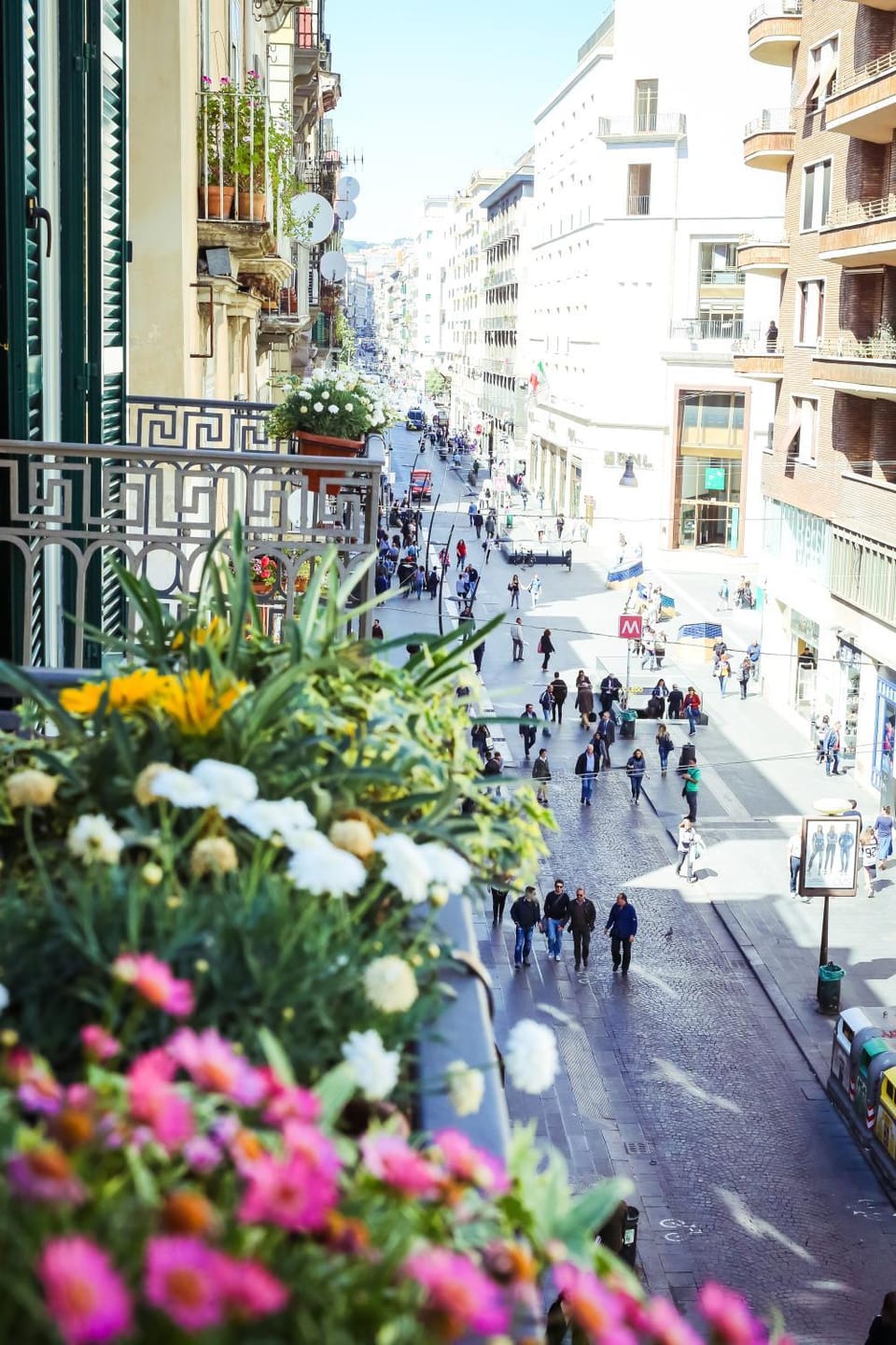 Balcony/Terrace, Landmark view, Street view