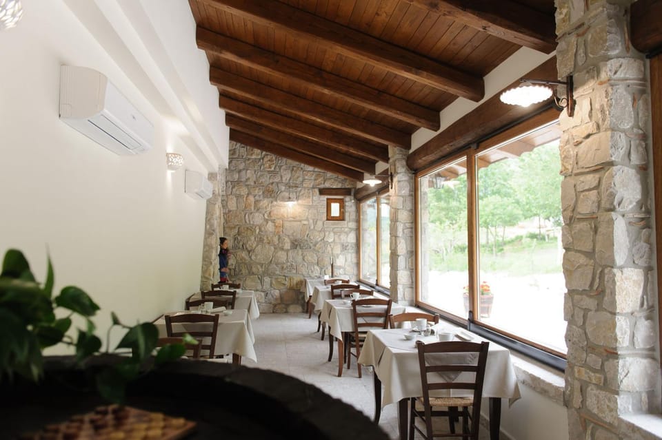Lounge or bar, Banquet/Function facilities