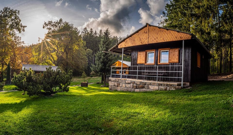 Property building, Spring, Day, Natural landscape, Garden, Garden view