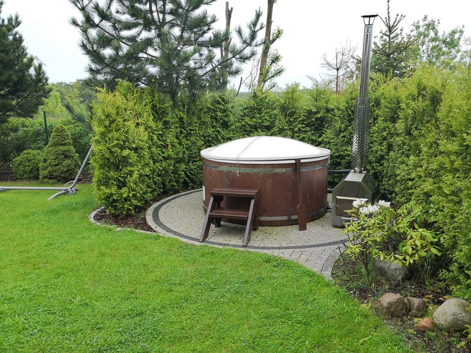 Rewska Przystań - Dom z balią ogrodową i sauną House in Pomeranian Voivodeship