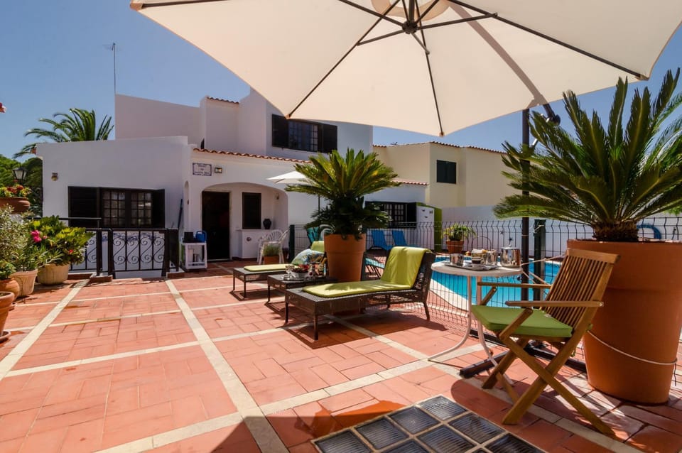 Patio, Swimming pool