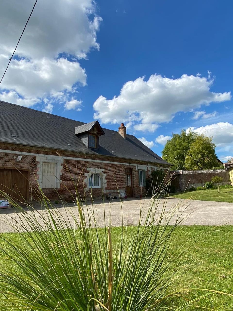 Property building, Garden, Garden, Parking