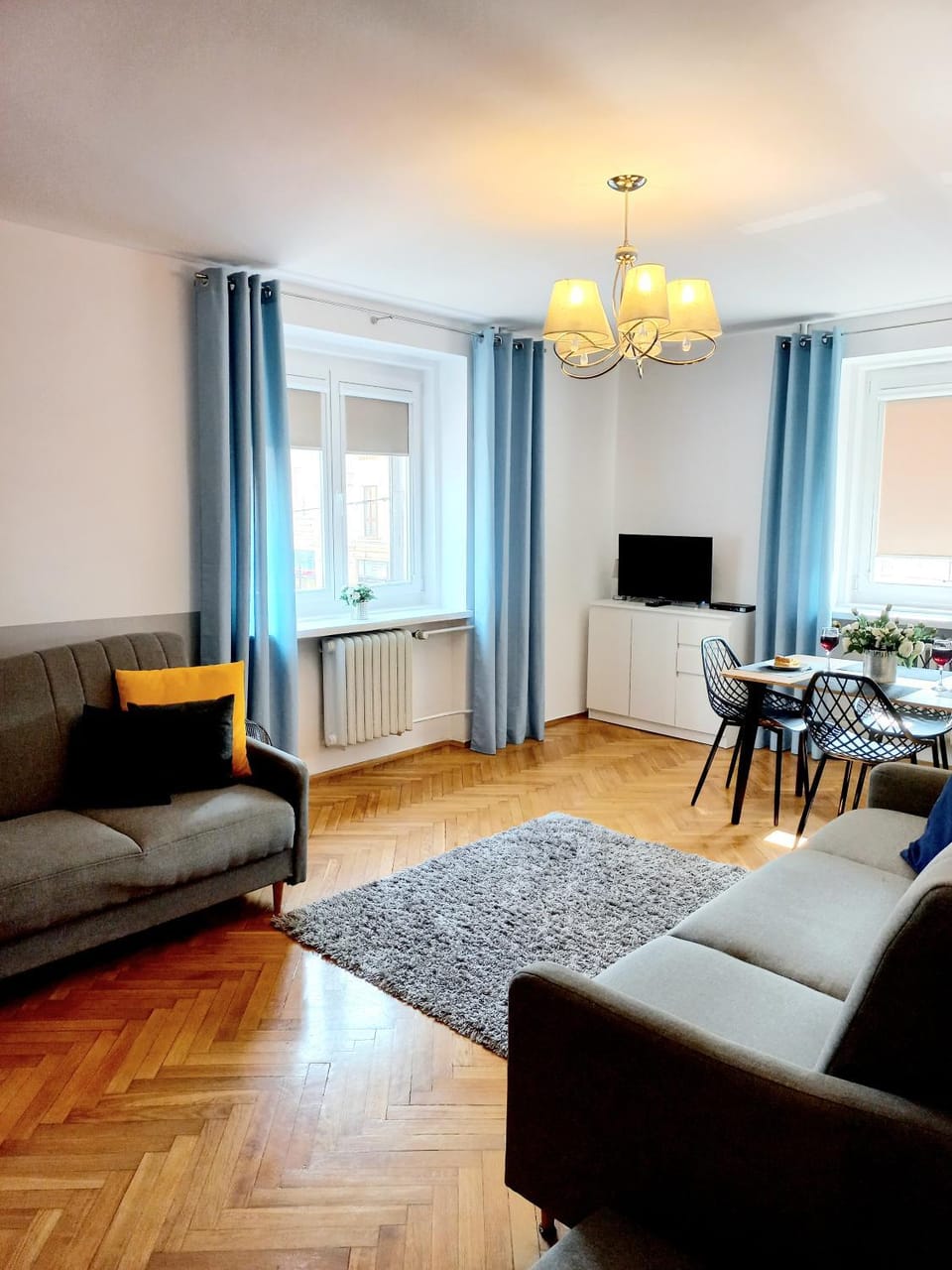 Corner Apartament Piłsudskiego - 5 min od Dworca Głównego - Main Railway Station Apartment in Wroclaw
