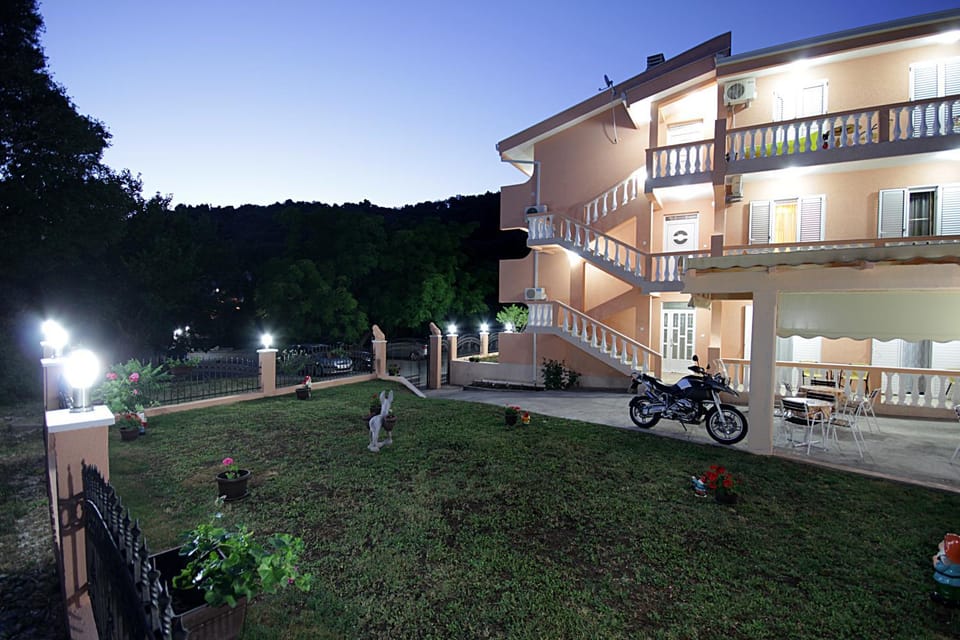 Property building, Garden