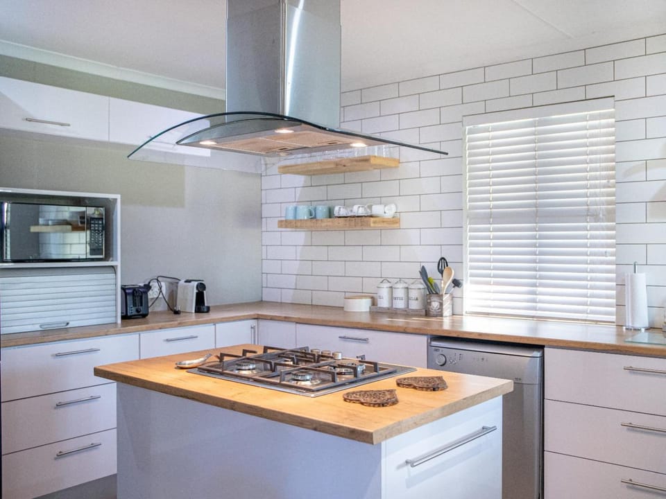 Rest at Chabivin House in Stellenbosch