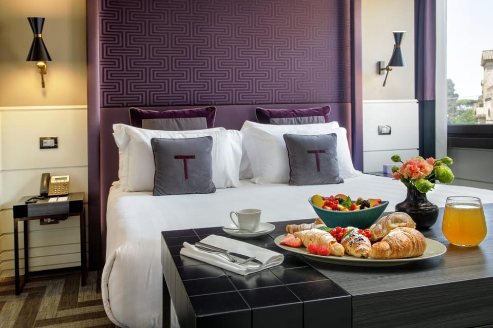 Dining area, Bedroom, Breakfast