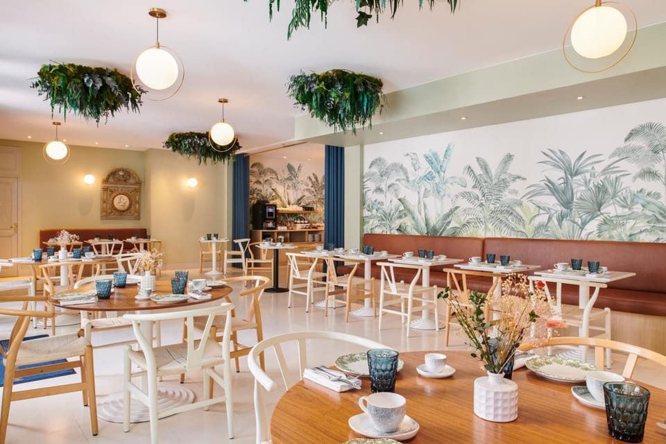 Banquet/Function facilities, Breakfast