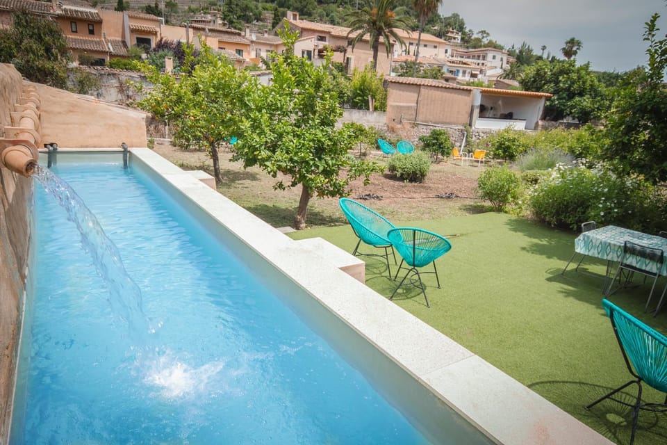 Swimming pool, Swimming pool