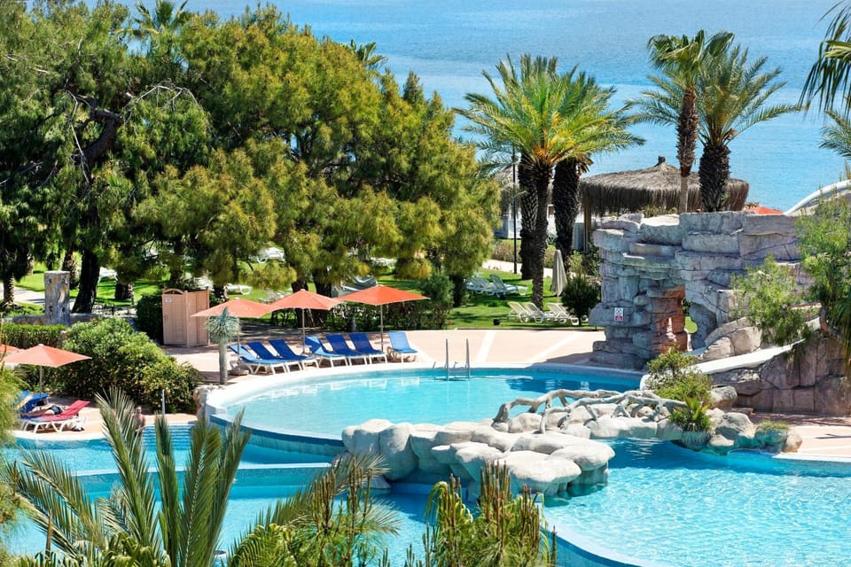 Pool view, Swimming pool