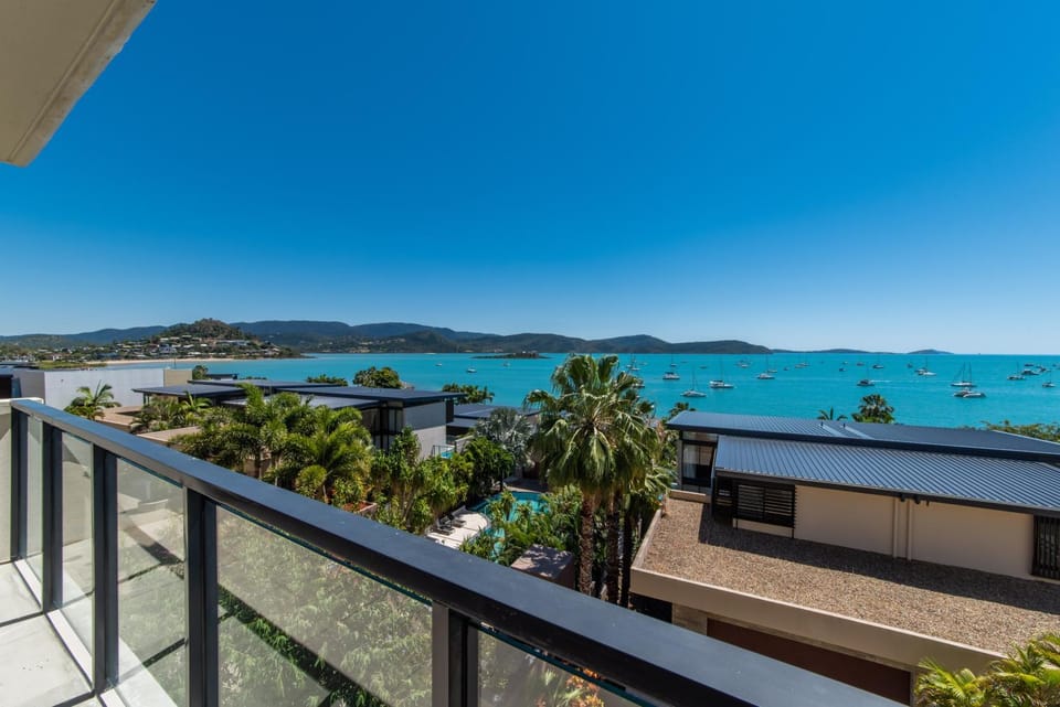 Balcony/Terrace, Mountain view, Sea view