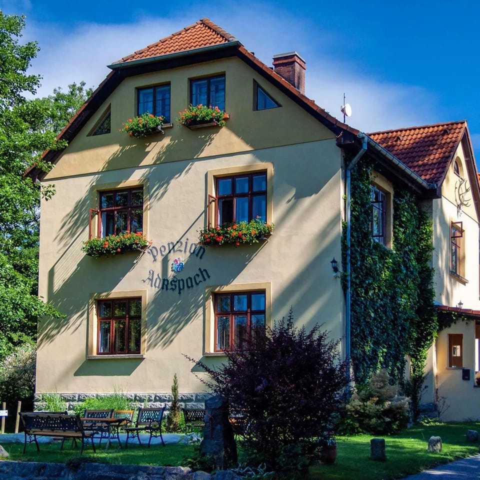 Penzion Adršpach u Báry Bed and Breakfast in Lower Silesian Voivodeship