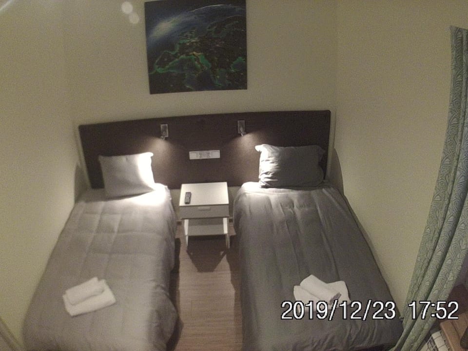 Rent0nline Brwinow Rooms Vacation rental in Masovian Voivodeship