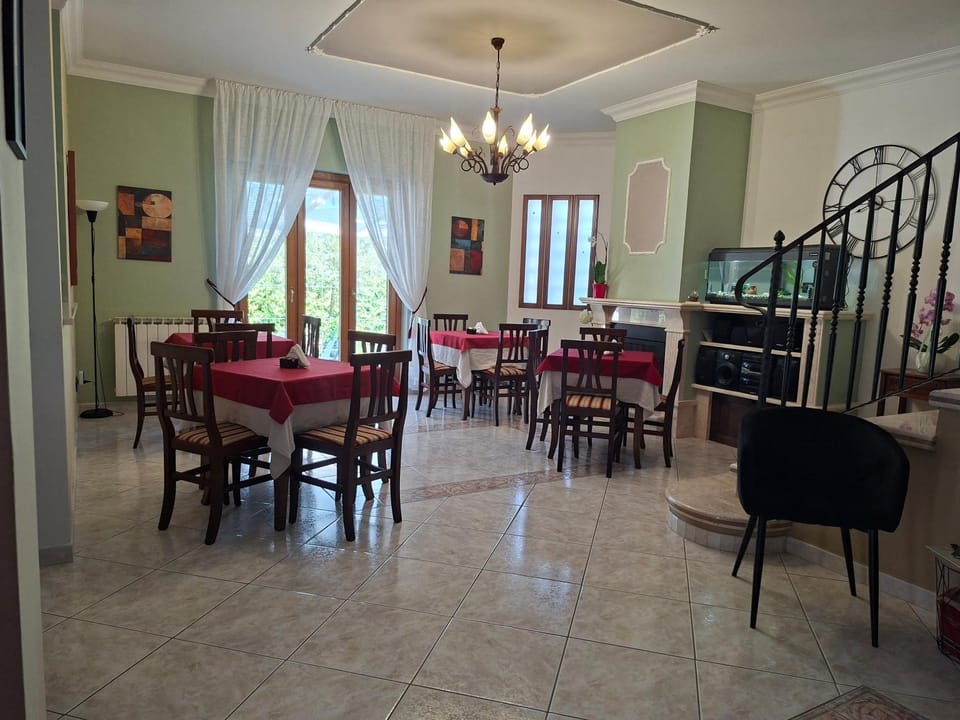 Restaurant/places to eat, Breakfast