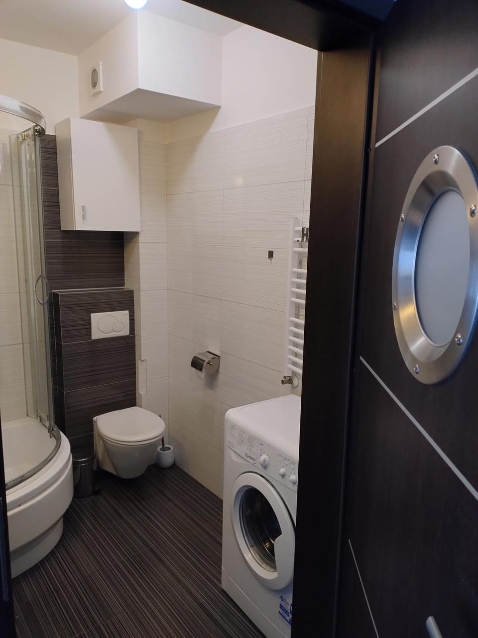 Toilet, Bathroom, washing machine