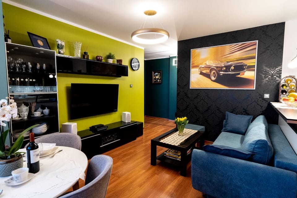 Verona Apartment 129 - 70m2, Terrace, Garage Apartment in Krakow