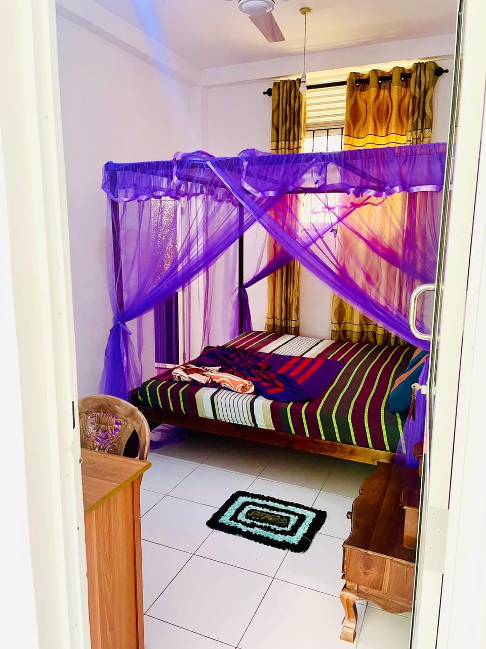Bed, Photo of the whole room, Bedroom, bunk bed