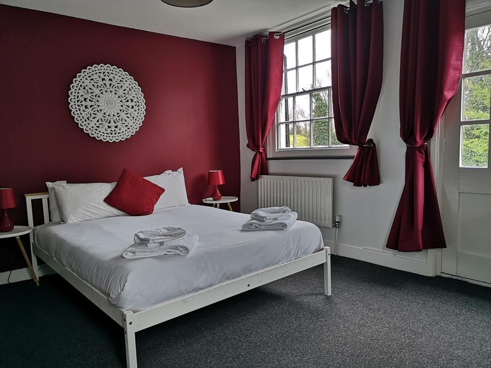 The Red Lion Inn in Hythe