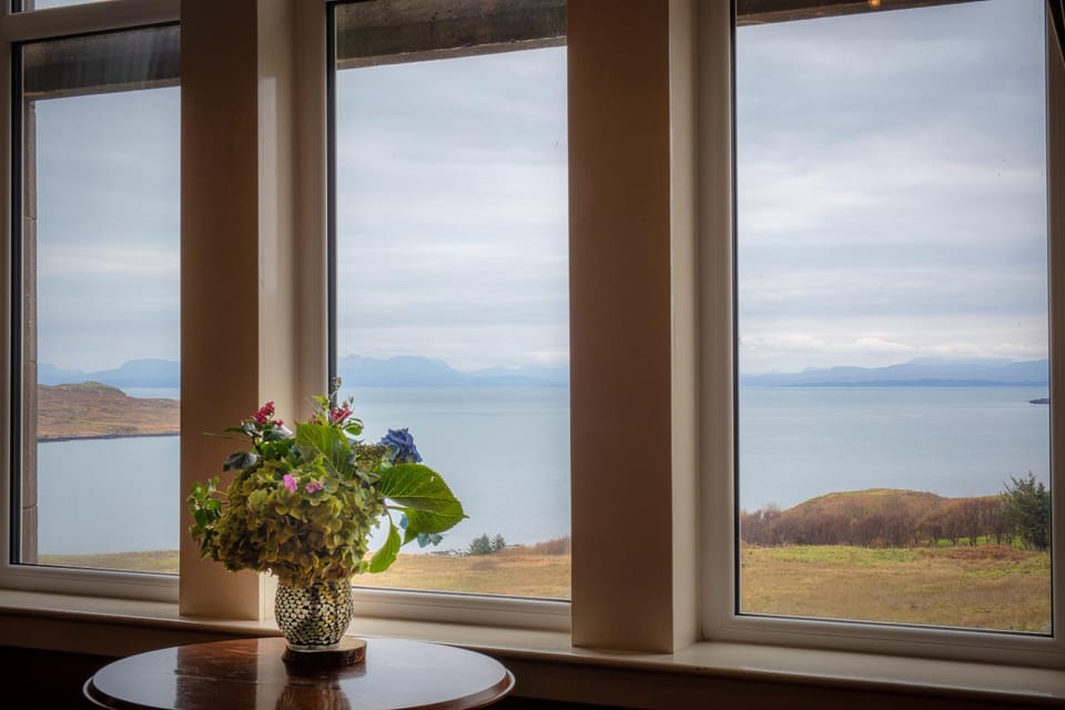 Natural landscape, View (from property/room), Mountain view, Sea view