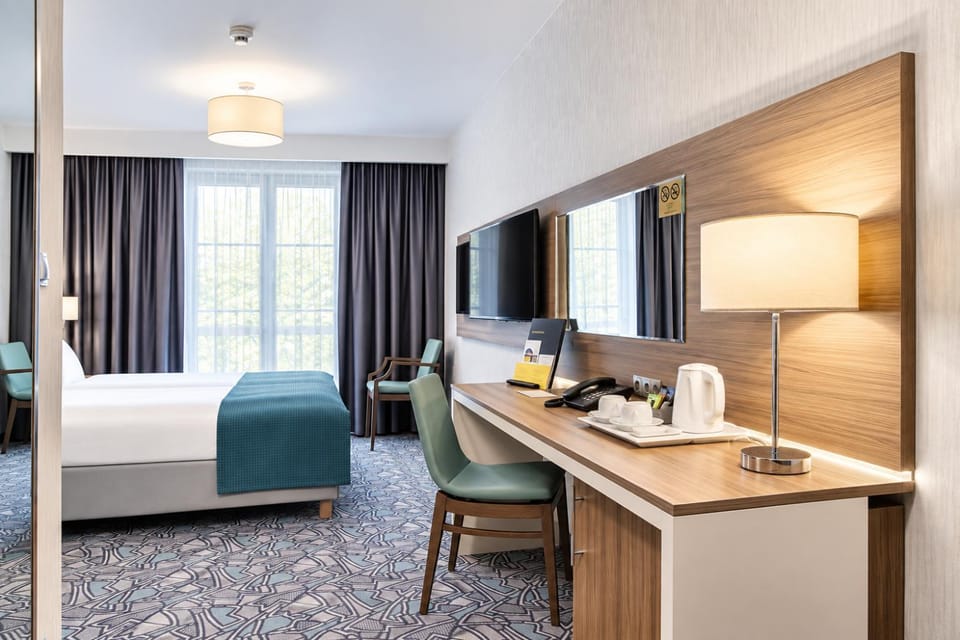 Bed, TV and multimedia, Coffee/tea facilities, Photo of the whole room, Bedroom