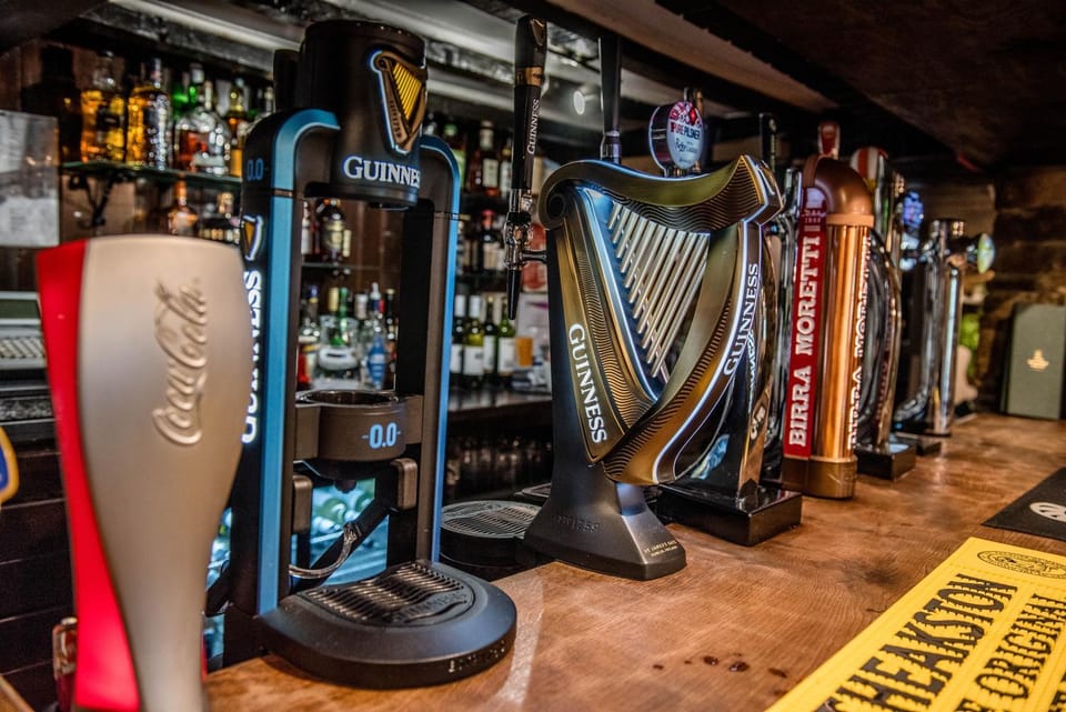 Lounge or bar