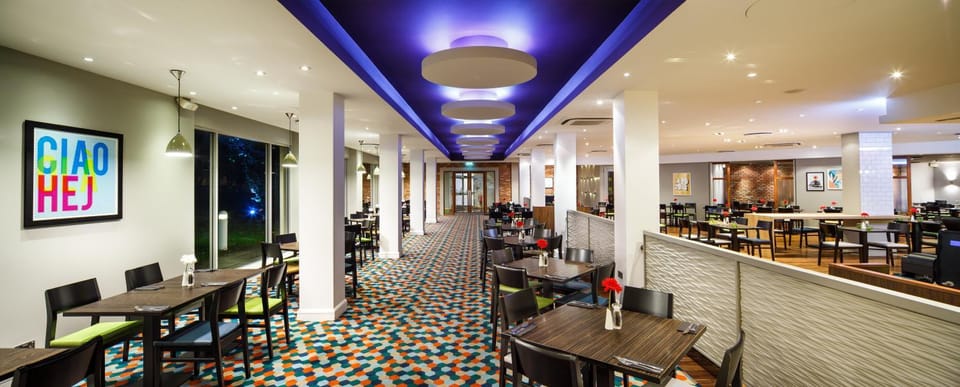 Restaurant/places to eat, Restaurant/places to eat