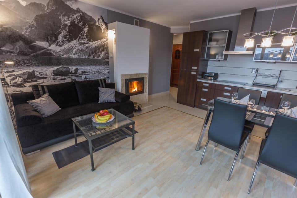 Coffee/tea facilities, Kitchen or kitchenette, Living room, Photo of the whole room, Seating area
