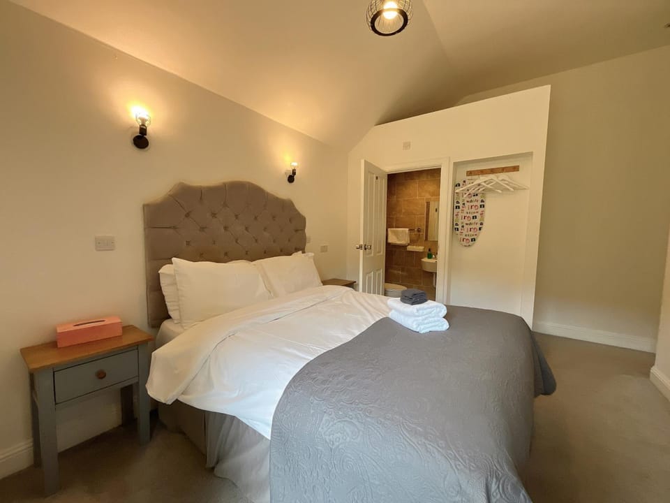 Allison House 16 Bed and Breakfast in Edinburgh