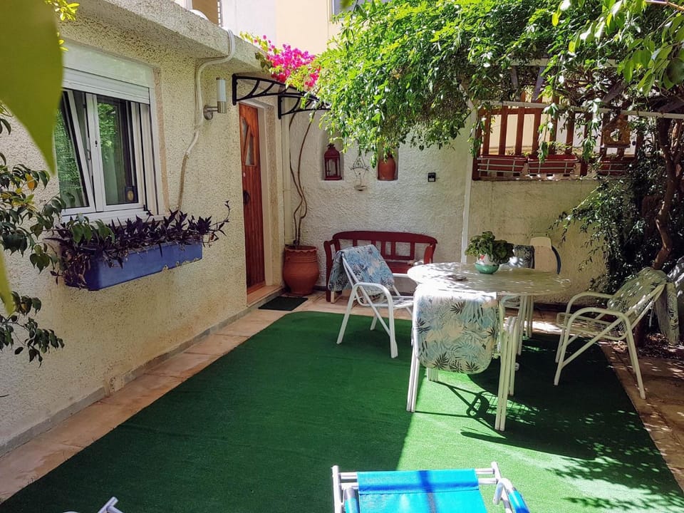 Athens Glyfada Studio Apartment in South Athens