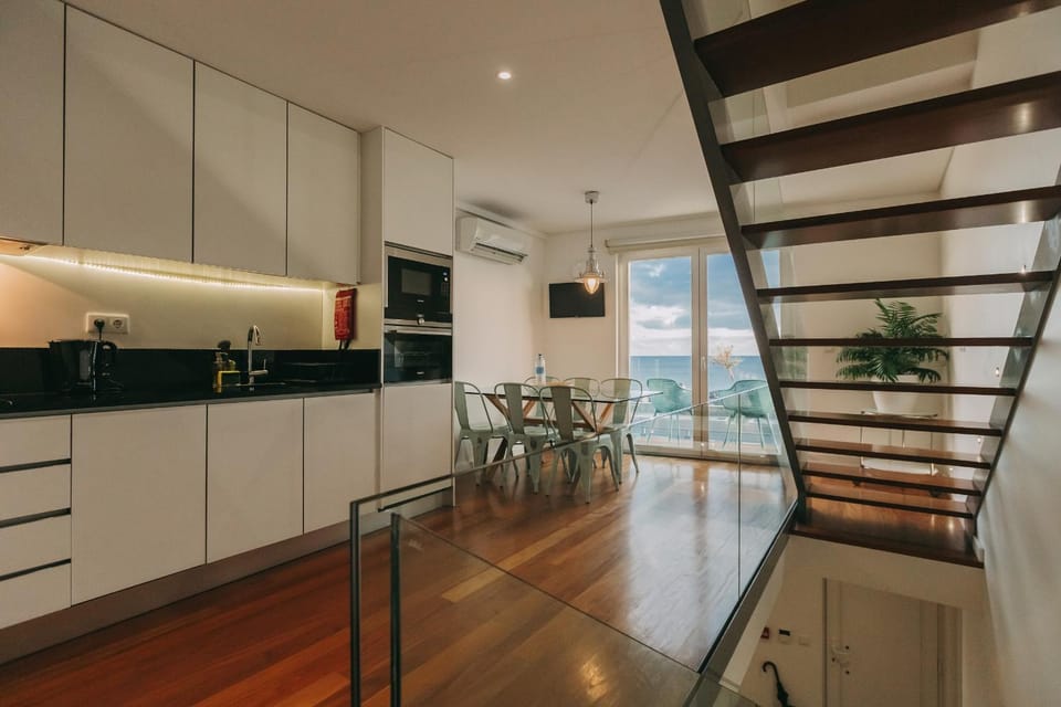 Kitchen or kitchenette, kitchen