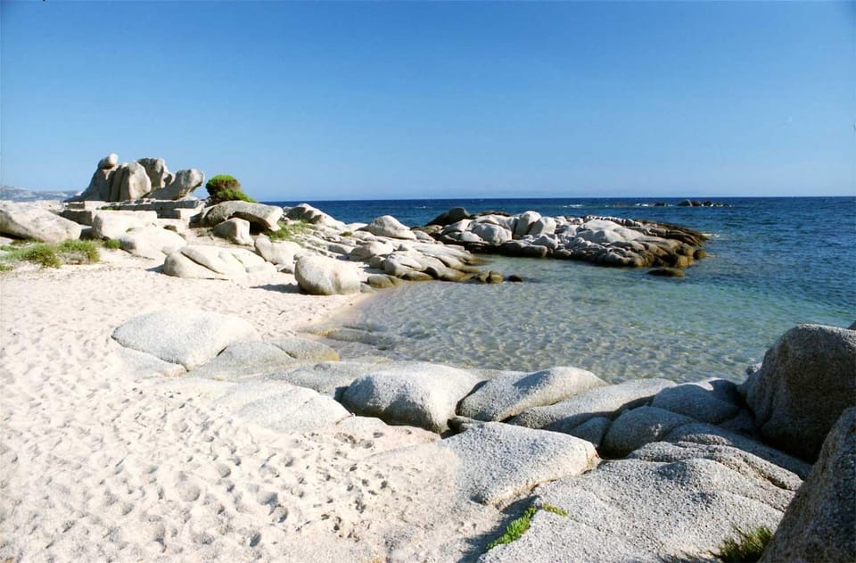 Nearby landmark, Other, Beach