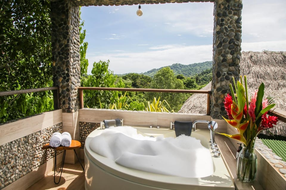 Hot Tub, Hot Tub