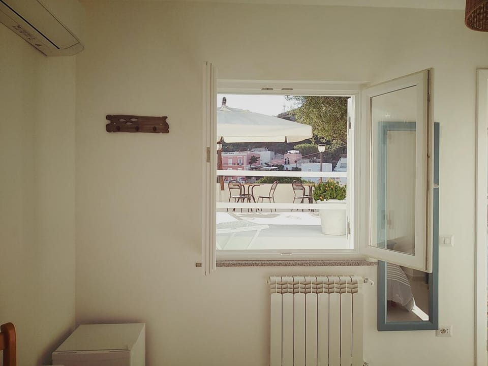 Il Capriccio Guesthouse Bed and Breakfast in Ponza