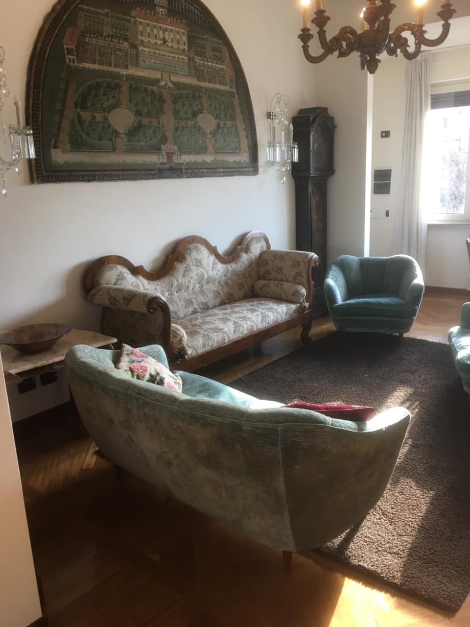 Living room, Seating area