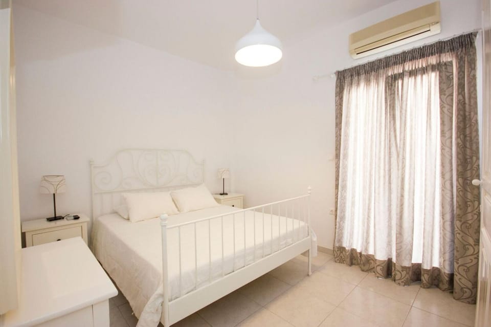 Anixi - Primavera Mykonos Apartment in Mykonos, Mikonos 846 00, Greece